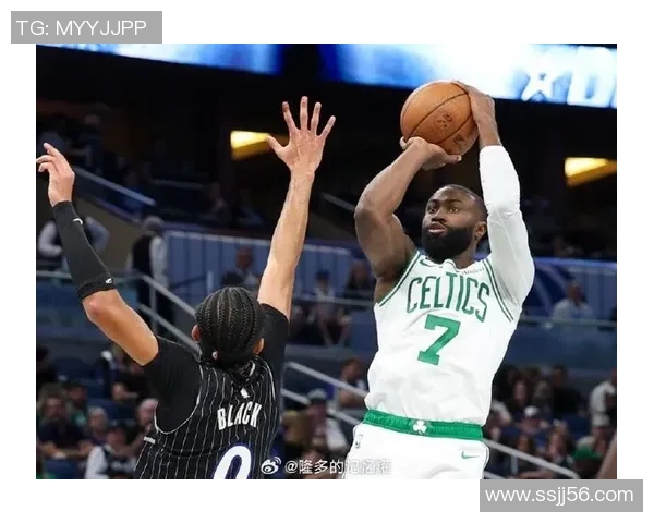 杰伦布朗：从天赋少年到NBA明星的成长之路与未来展望